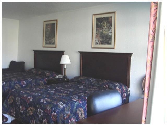 Red Carpet Inn جيسوب الغرفة الصورة